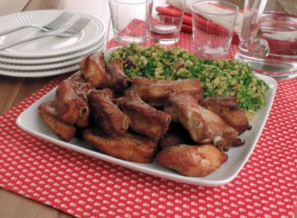 COSTELINHA COM FAROFA DE COUVE